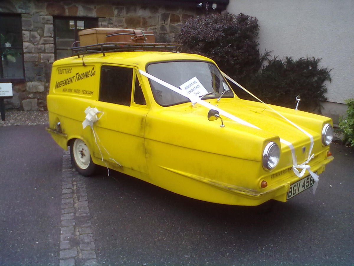 1973 Reliant Regal Supervan Image 1